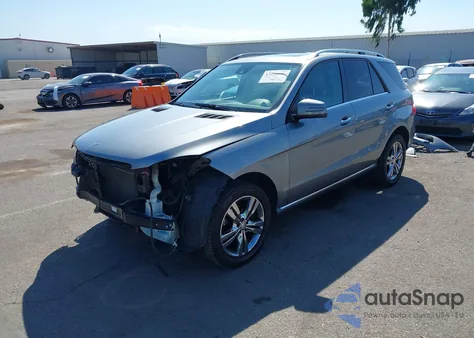 2013 Mercedes-Benz Ml 350 z USA, uszkodzony, nr VIN 4JGDA5JB2DA157150